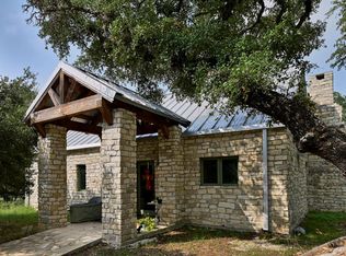385 Rock Chalk Rd, Fredericksburg, TX 78624