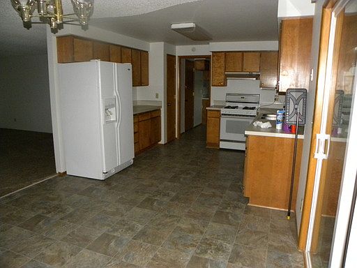 4th image of 1250 NE Loper Ave