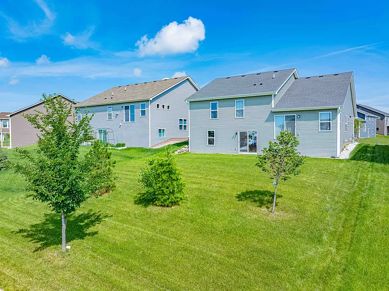 1430 Nutmeg Cir — Photo 7