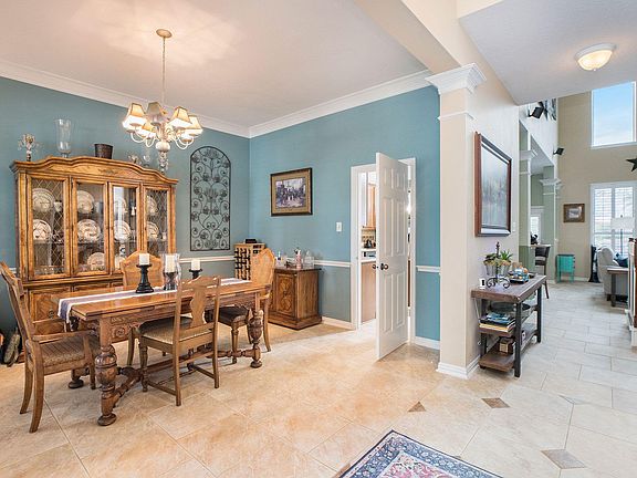 5th image of 5204 Cross Creek Ct