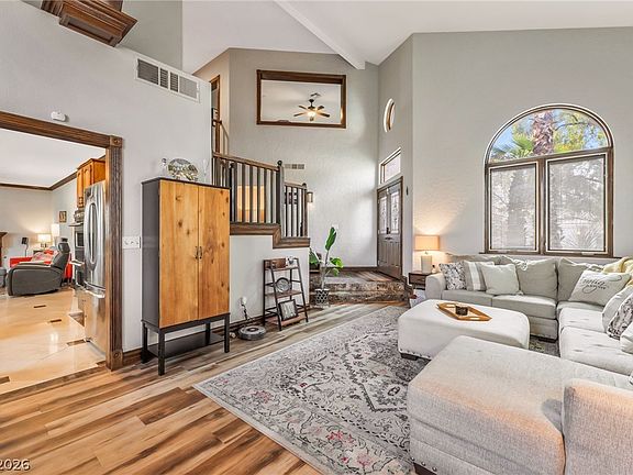 3rd image of 9248 Evergreen Canyon Dr