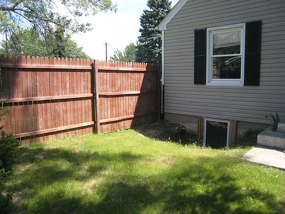 Part of Unit's side yard