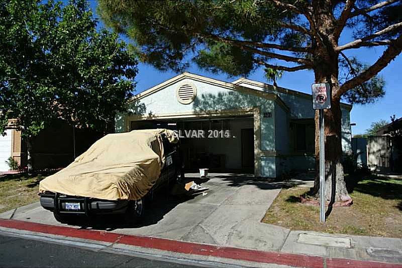 1st image of 2212 Saxton Hill Ave