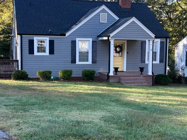 106 Long Hill St, Greenville, SC 29605