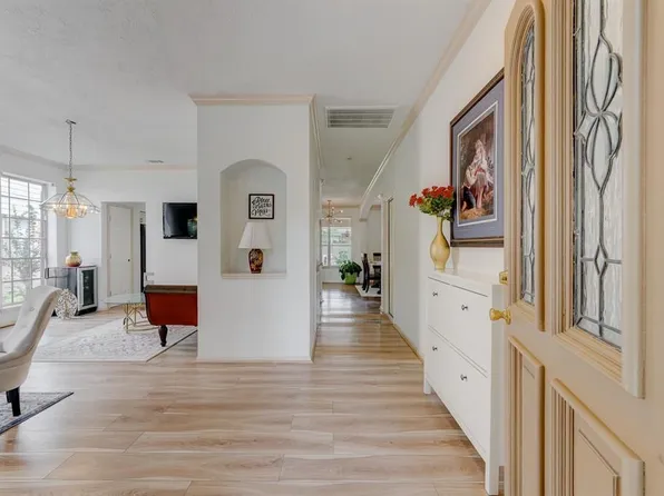 18106 Oakleaf Trail Ct, Richmond, TX 77407