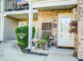 1050 Sunnyslope Dr, Racine, WI 53406
