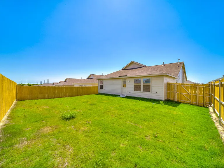 352 Sun Bluff Rd — Photo 7