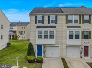 28 Witherspoon Ct, Falling Waters, WV 25419