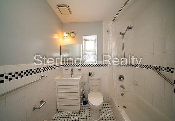 4th image of 26-07 2nd St #3B
