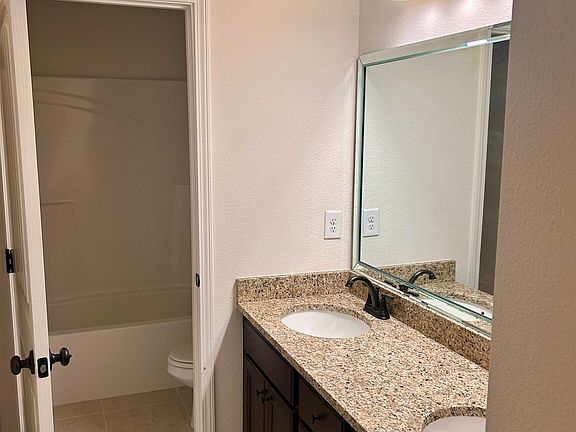 5th image of 1259 Pembroke Way