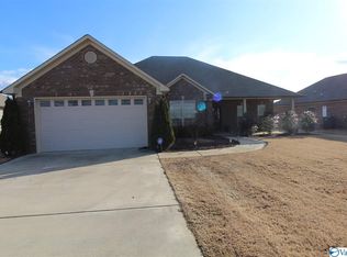 26116 Capshaw Rd, Athens, AL 35613