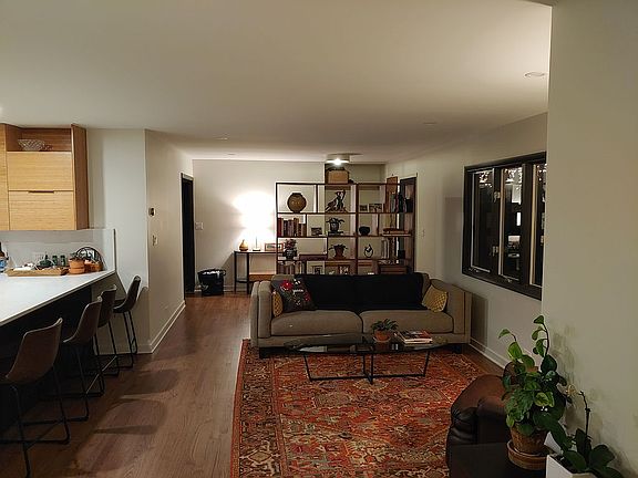 4th image of 5829 S Franklin Ave