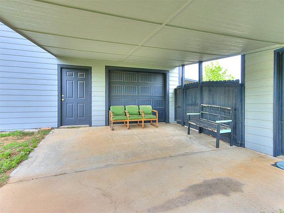5th image of 202 S Pottawatomie Rd