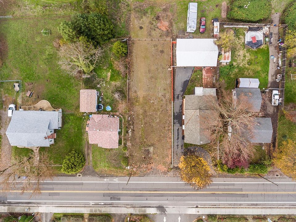 2nd image of 859 2nd Ave