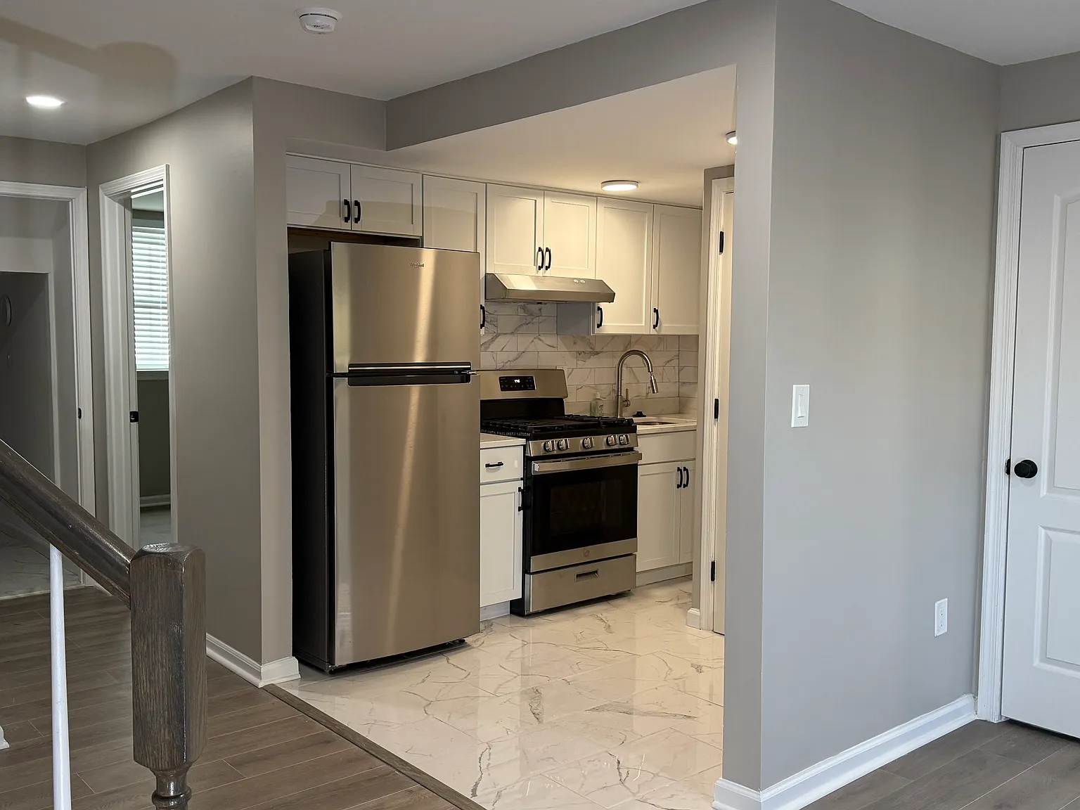 1 bed, 780 sqft, $1,980 — Photo 3