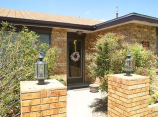 1721 Singletary Dr NE, Albuquerque, NM 87112