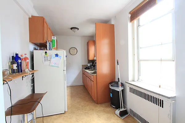 Rented by Douglas Elliman | media 8