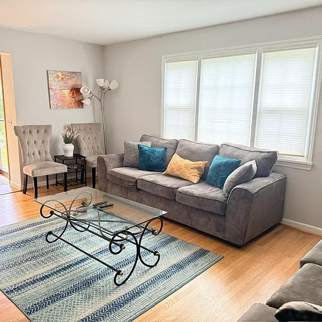 3 bed, 1350 sqft, $2,750 — Photo 4