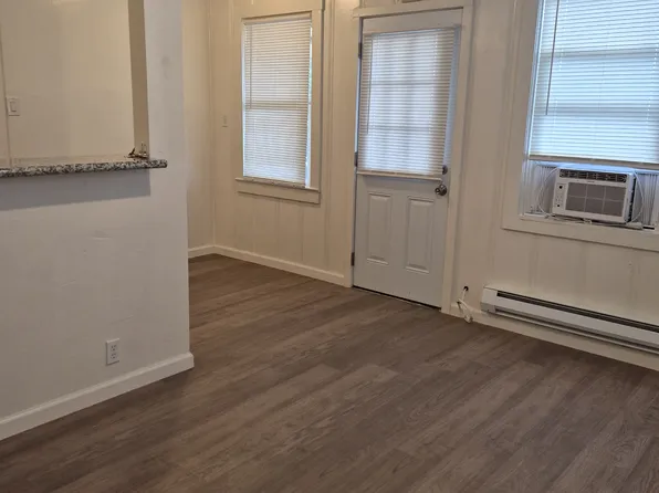 144 Cooper Ave, Bakersfield, CA 93308