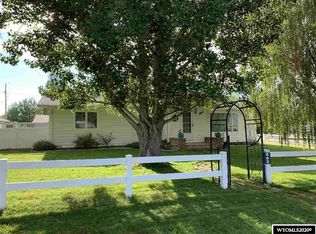 862 N 6th St, Basin, WY 82410