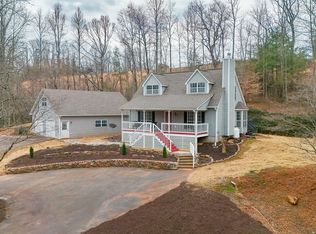 354 Prairie Flower Dr, Cleveland, GA 30528