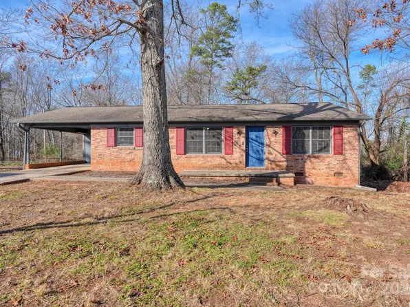 203 Seitz Dr, Forest City, NC 28043