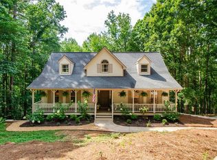 785 Swan Ln, Canton, GA 30115