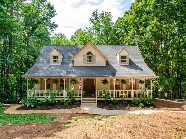 785 Swan Ln, Canton, GA 30115