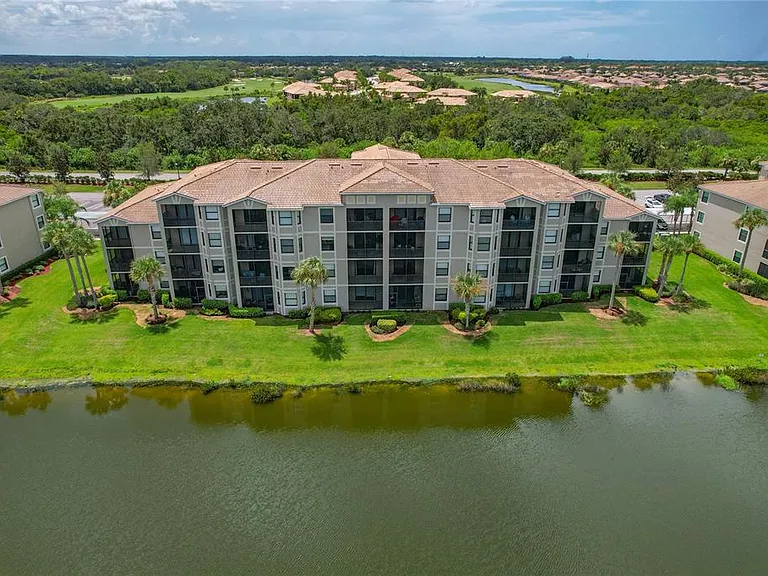 7015 River Hammock Dr #306 — Photo 38