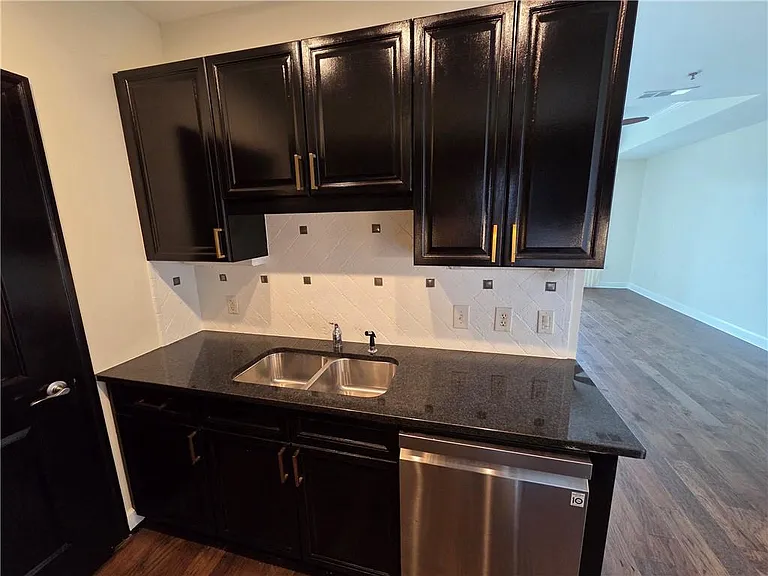325 E Paces Ferry Rd NE #2104 — Photo 4