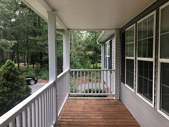 4th image of 258 Lakeview Dr