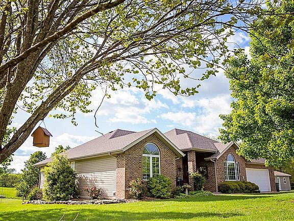 2nd image of 8433 Oaklawn Dr