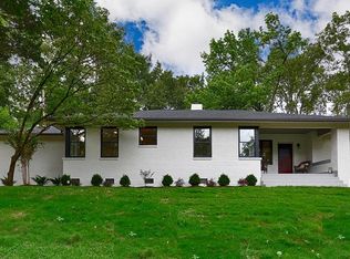 1442 Governors Pl SE, Huntsville, AL 35801