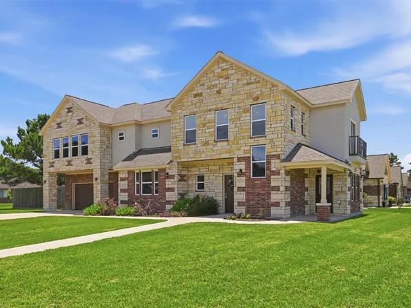 249 McDade St, Hempstead, TX 77445
