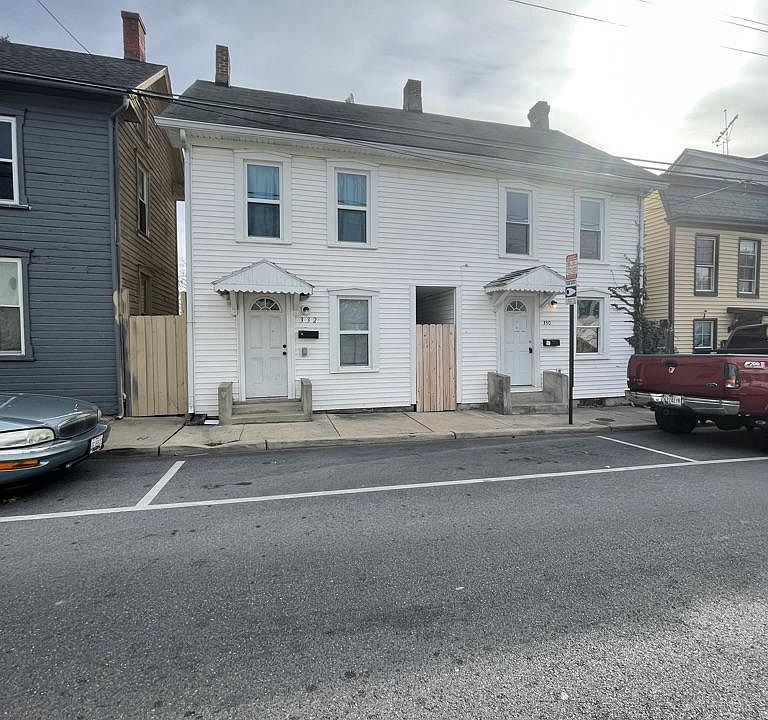 1st image of 330 N Mulberry St
