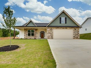 114 Walters Way, Pickens, SC 29671