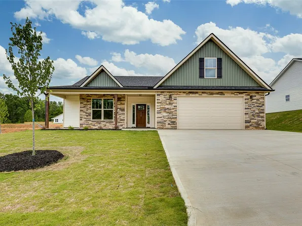 114 Walters Way, Pickens, SC 29671