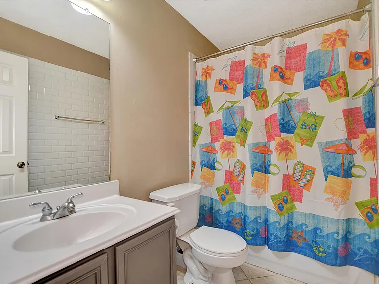 19702 Byron Meadows Dr — Photo 26