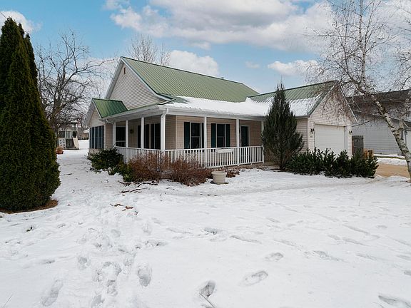 2nd image of 1434 Park Knoll Dr