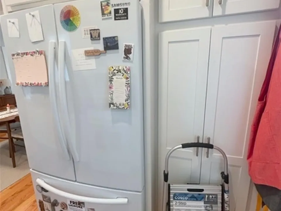 8 Linden Ave #1