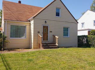 2120 Miramar Blvd, South Euclid, OH 44121