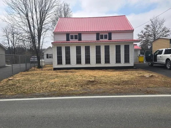 386 Specks Run Rd, Bunker Hill, WV 25413