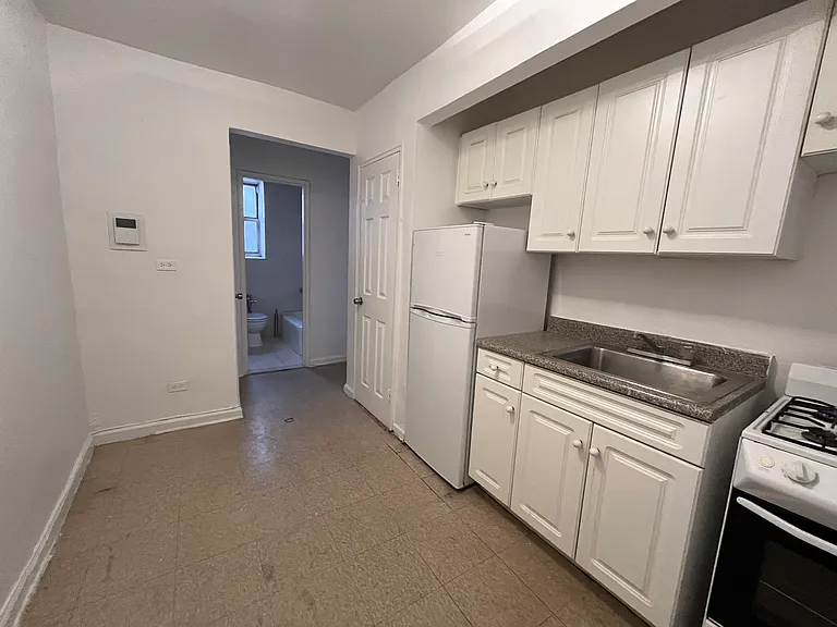 67-11 Yellowstone Blvd #5H — Photo 1