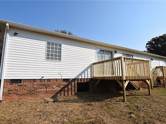 3rd image of 109 Wess Wall Rd