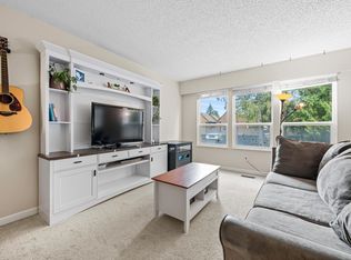 2719 Saint Michael St #34, Pt Coquitlam, BC V3B 5R4
