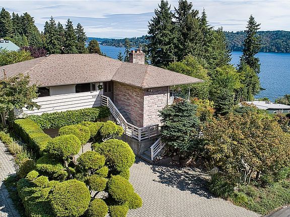 2nd image of 12715 42nd Ave NE