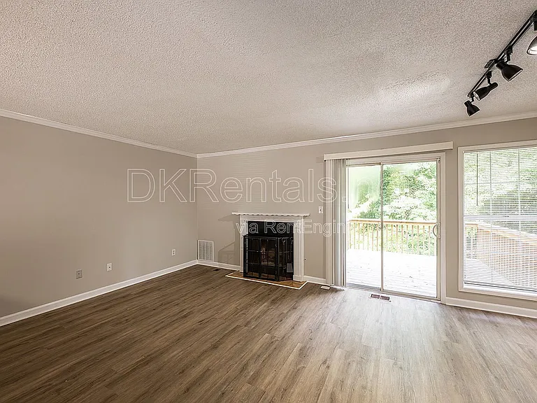 3538 Kennesaw Station Dr NW — Photo 8