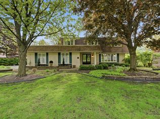 10023 S Wood Ln, Palos Hills, IL 60465