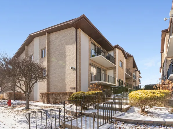 9810 Nashville Ave APT 3, Chicago Ridge, IL 60415