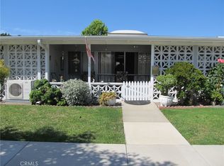 1661 Monterey Rd #M2-16I, Seal Beach, CA 90740